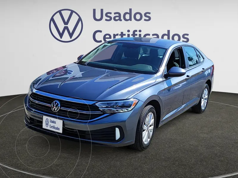 Foto Volkswagen Jetta Comfortline usado (2023) color Gris precio $405,900