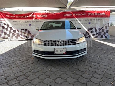 foto Volkswagen Jetta Trendline Tiptronic usado (2017) color Blanco precio $229,000