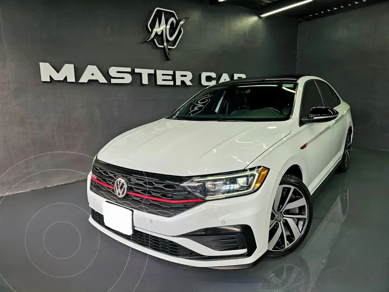 Foto Volkswagen Jetta R-Line usado (2021) color Blanco precio $409,000