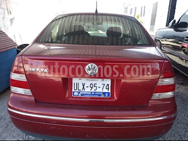 Volkswagen Jetta Comfortline 2.0 usado (2006) color Rojo precio $70,000