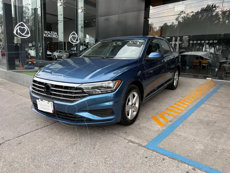 Foto Volkswagen Jetta Comfortline usado (2021) color Azul precio $299,000