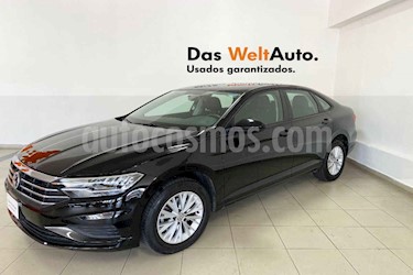 Volkswagen Jetta 4p Comfortline L4/1.4/T Aut usado (2019) color Negro precio $303,097