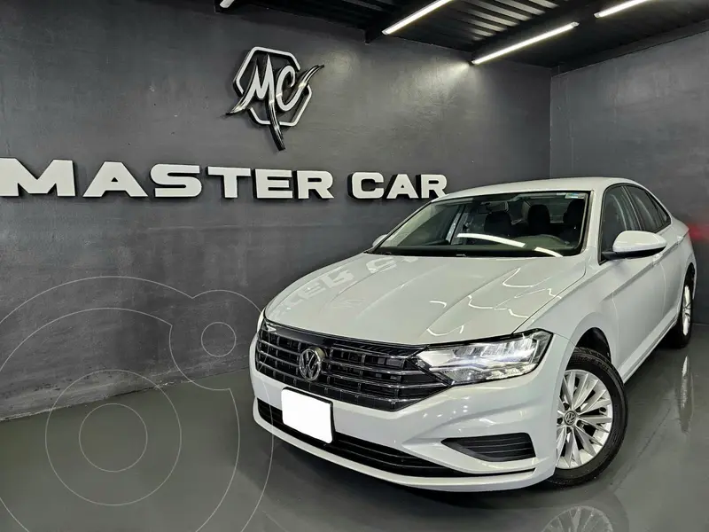 Foto Volkswagen Jetta Comfortline usado (2019) color Gris precio $294,000
