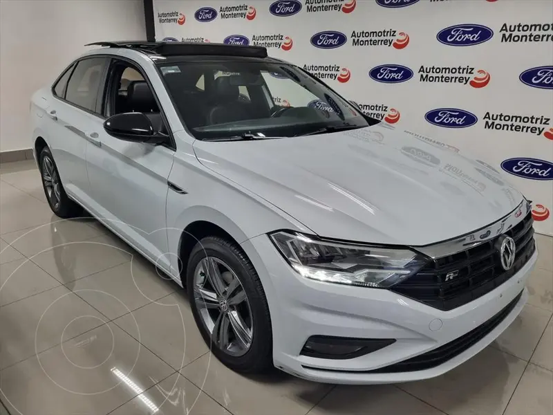 Foto Volkswagen Jetta R-Line usado (2019) color Blanco precio $339,000