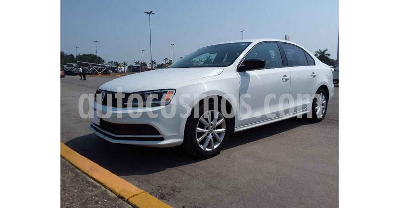 foto Volkswagen Jetta Trendline Tiptronic usado (2019) color Blanco precio $184,900