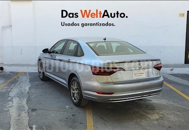 foto Volkswagen Jetta Trendline usado (2020) color Plata precio $310,000