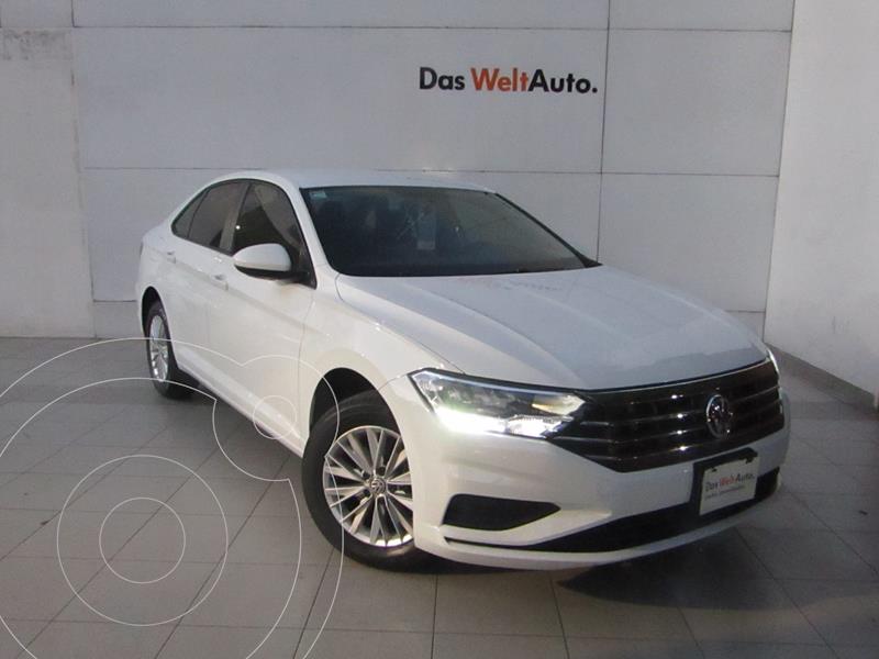 Foto Volkswagen Jetta Comfortline Tiptronic usado (2020) color Blanco precio $362,000