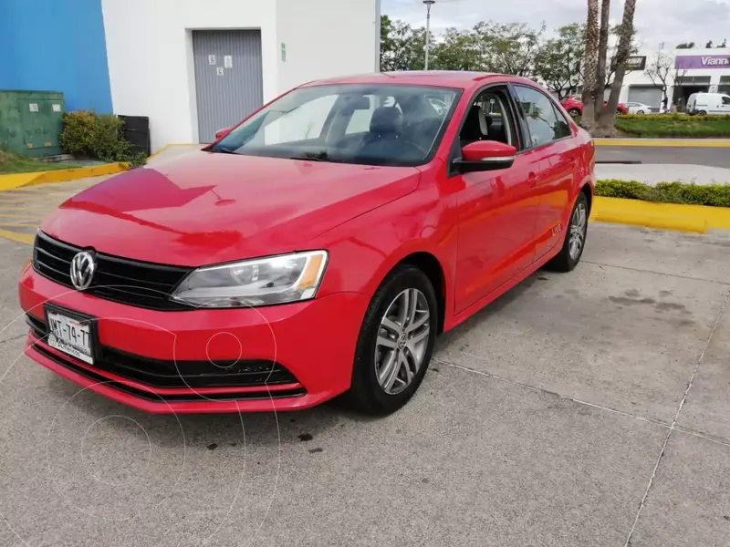 Foto Volkswagen Jetta 2.0 usado (2016) color Rojo Tornado precio $249,000