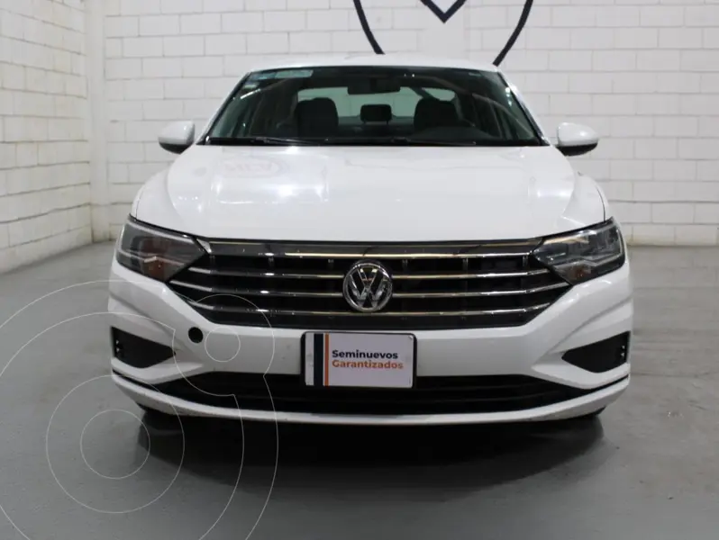 Foto Volkswagen Jetta Trendline usado (2020) color Blanco precio $259,000