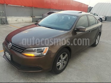 foto Volkswagen Jetta Style Active Tiptronic usado (2011) color Marrón precio $125,000