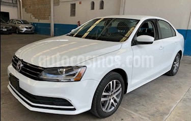 Foto venta Auto usado Volkswagen Jetta Trendline Tiptronic (2018) color Blanco precio $183,902