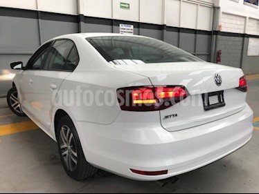 foto Volkswagen Jetta Trendline Tiptronic usado (2017) color Blanco precio $230,000