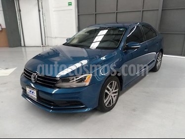 foto Volkswagen Jetta Trendline Tiptronic usado (2016) color Azul precio $220,000