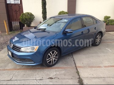 foto Volkswagen Jetta Trendline Tiptronic usado (2016) color Azul precio $200,000