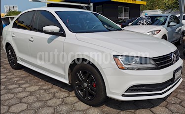 Foto venta Auto usado Volkswagen Jetta Trendline (2017) color Blanco precio $215,000