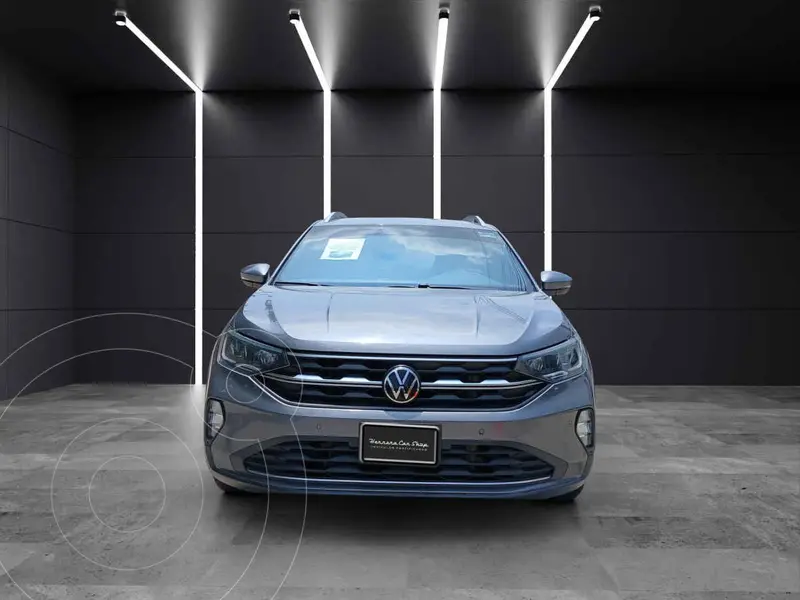 Foto Volkswagen Nivus Highline usado (2022) color Gris financiado en mensualidades(enganche $80,618 mensualidades desde $9,189)