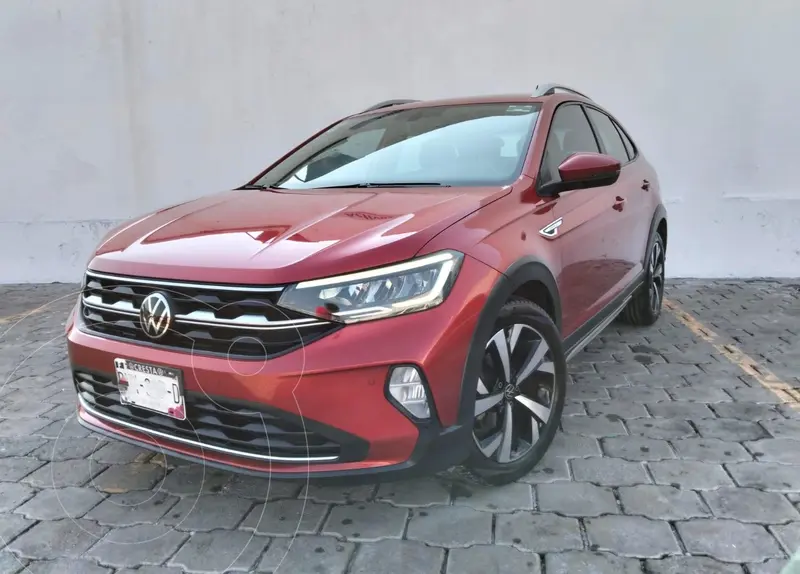 Foto Volkswagen Nivus Highline usado (2022) color Rojo precio $325,000