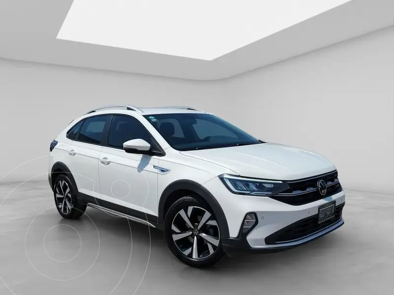 Foto Volkswagen Nivus Highline usado (2023) color Blanco precio $376,000