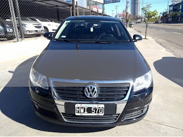 foto Volkswagen Passat Variant 2.0 TDi Luxury DSG usado (2009) color Negro precio $365.000