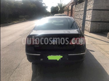 foto Volkswagen Passat 1.8L usado (2009) color Negro precio u$s6,000