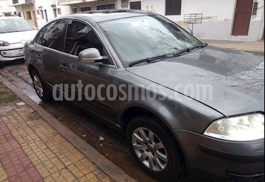 foto Volkswagen Passat 1.9 TDi 6Vel 4Motion usado (2005) color Gris precio $248.000