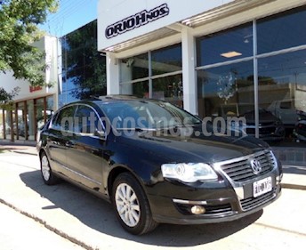 Foto venta Auto Usado Volkswagen Passat 2.0 TDi Luxury (2006) color Negro precio $265.000