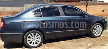 Foto Volkswagen Passat 3.2 FSi Highline DSG 4Motion usado (2008) color Azul Sombra precio $388.000