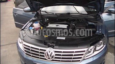 Volkswagen Passat 2.0 FSi Exclusive Tiptronic usado (2009) color Celeste precio $549.900