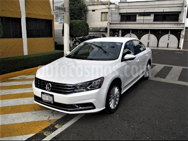 foto Volkswagen Passat Tiptronic Sportline usado (2017) color Blanco Candy precio $219,900