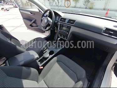 Volkswagen Passat Tiptronic Comfortline usado (2015) color Blanco Candy precio $197,000