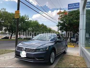 Volkswagen Passat 4P SPORTLINE L5/2.5 AUT LED usado (2017) color Plata precio $279,000