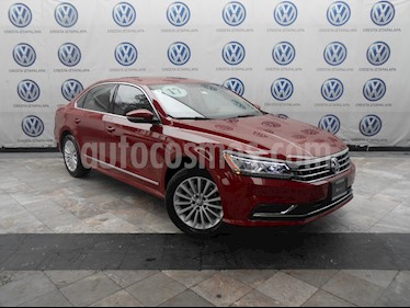 foto Volkswagen Passat Tiptronic Sportline usado (2017) color Rojo precio $309,000