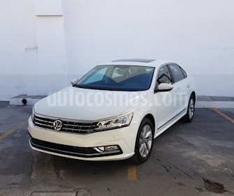 Volkswagen Passat Tiptronic Highline usado (2018) color Blanco precio $450,000