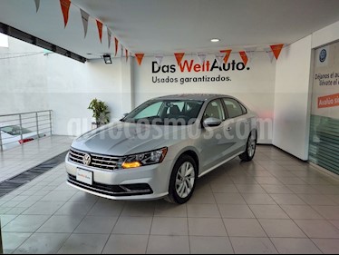 Volkswagen Passat Tiptronic Comfortline usado (2018) color Plata Reflex precio $249,000