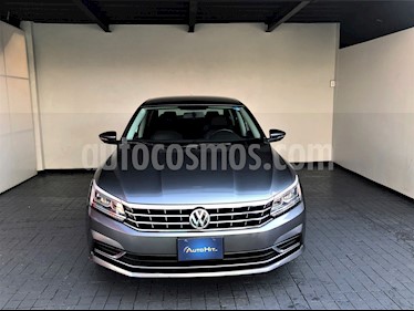 foto Volkswagen Passat Tiptronic Sportline usado (2017) color Gris precio $257,800