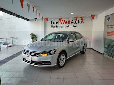 foto Volkswagen Passat Tiptronic Comfortline usado (2018) color Plata Reflex precio $249,000