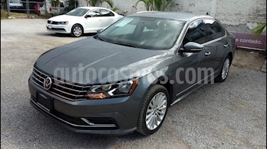foto Volkswagen Passat Tiptronic Sportline usado (2016) color Gris precio $224,900