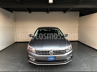 foto Volkswagen Passat DSG V6 usado (2018) color Gris precio $402,000
