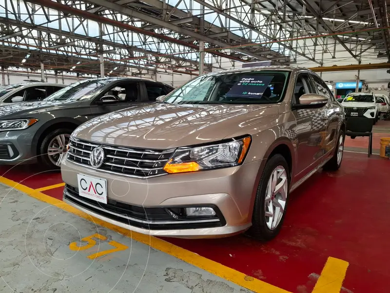 Foto Volkswagen Passat DSG V6 usado (2017) color Beige financiado en mensualidades(enganche $55,000 mensualidades desde $5,000)