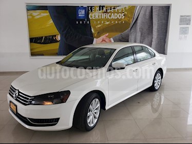 Volkswagen Passat Tiptronic Comfortline usado (2013) color Blanco precio $153,900