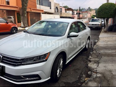 foto Volkswagen Passat Tiptronic Sportline usado (2017) color Blanco precio $215,000