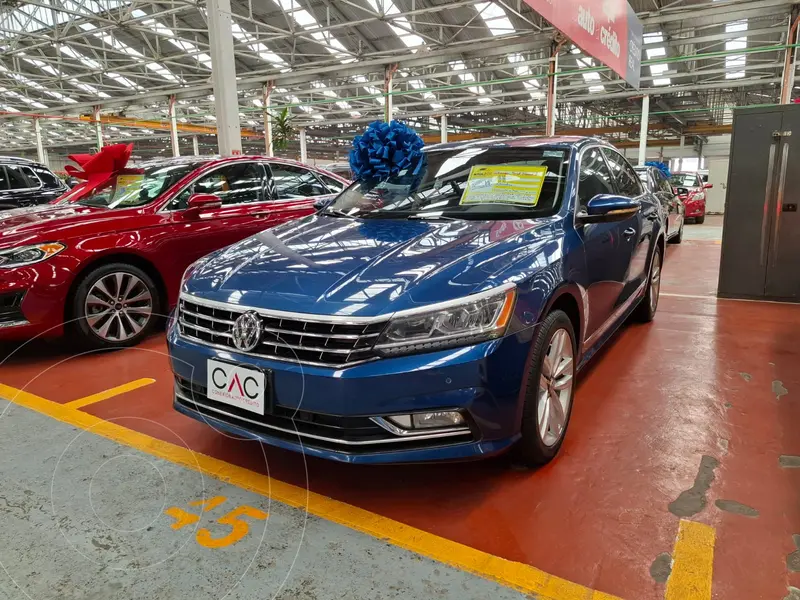 Foto Volkswagen Passat DSG V6 usado (2012) color Azul Noche precio $235,000