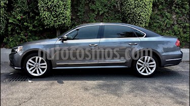 foto Volkswagen Passat DSG V6 usado (2016) color Gris precio $285,000