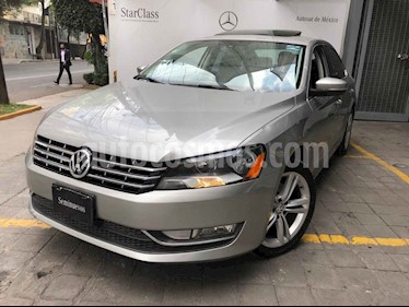 foto Volkswagen Passat GLX VR6 Aut usado (2014) color Café precio $195,000