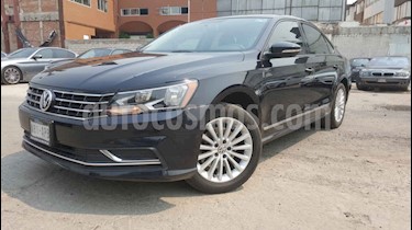 Foto venta Auto usado Volkswagen Passat Tiptronic Comfortline (2017) color Negro precio $267,000