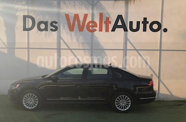 Foto venta Auto usado Volkswagen Passat Tiptronic Comfortline (2017) color Negro precio $338,000