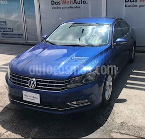 Foto venta Auto usado Volkswagen Passat Tiptronic Highline (2016) color Azul precio $317,000