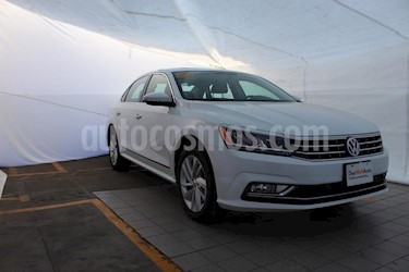 foto Volkswagen Passat Tiptronic Highline usado (2018) color Blanco precio $395,000