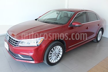 foto Volkswagen Passat Tiptronic Sportline usado (2017) color Rojo precio $72,000