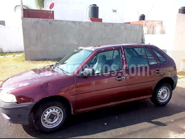 Foto venta Auto usado Volkswagen Pointer 5P (2003) color Purpura precio $30,000